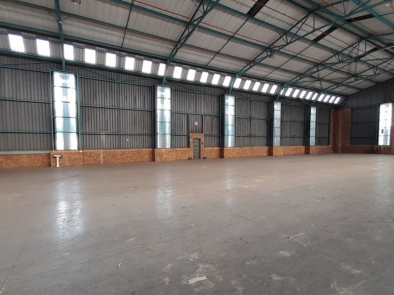 1,841m Versatile Warehouse and Office Hub in Secure Mifa Industrial Park - Photo 4