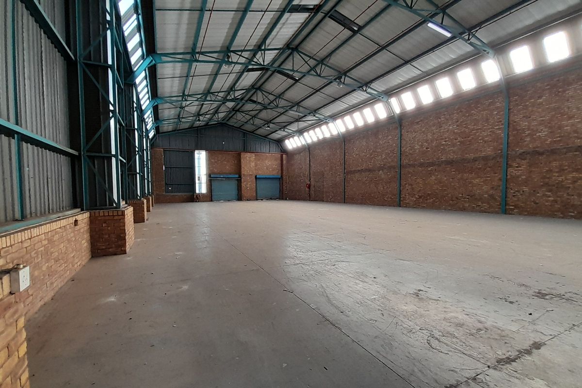 1,841m Versatile Warehouse and Office Hub in Secure Mifa Industrial Park - Photo 5