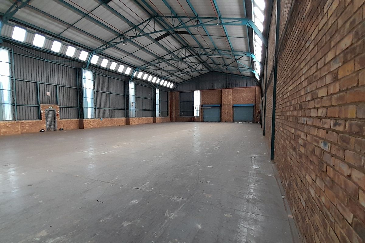 1,841m Versatile Warehouse and Office Hub in Secure Mifa Industrial Park - Photo 3