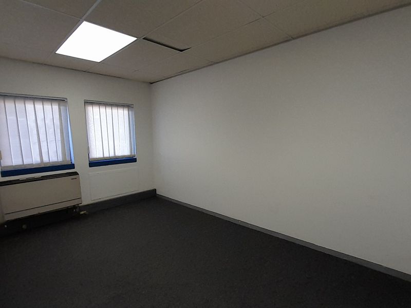 54m Ground Floor Scale and Simplicity in a Secure Industrial Park - Photo 9