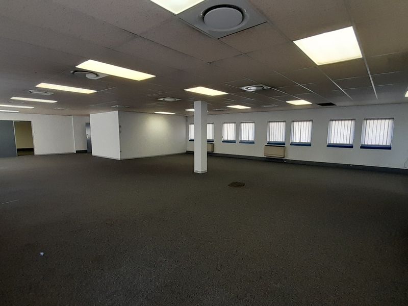 54m Ground Floor Scale and Simplicity in a Secure Industrial Park - Photo 7