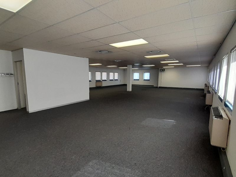 54m Ground Floor Scale and Simplicity in a Secure Industrial Park - Photo 5