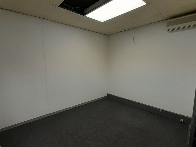 709m Commanding First Floor Office Presence in Mifa Industrial Park - Photo 9