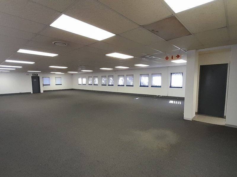 709m Commanding First Floor Office Presence in Mifa Industrial Park - Photo 2