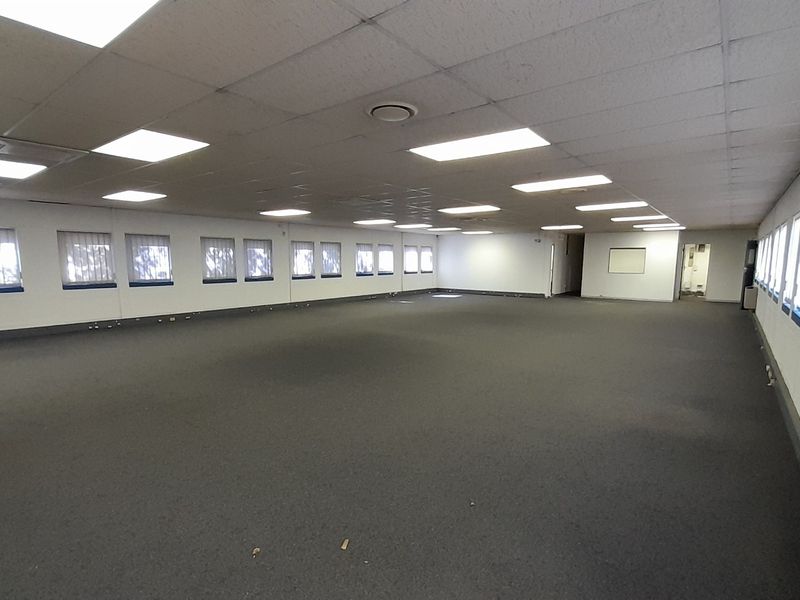 709m Commanding First Floor Office Presence in Mifa Industrial Park - Photo 3