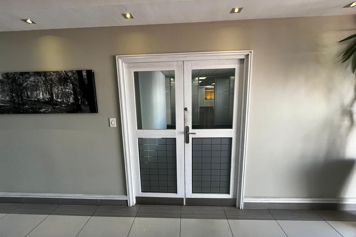 PRIME OFFICE SPACE IN TYGERVALLEY, BELLVILLE - Photo 3