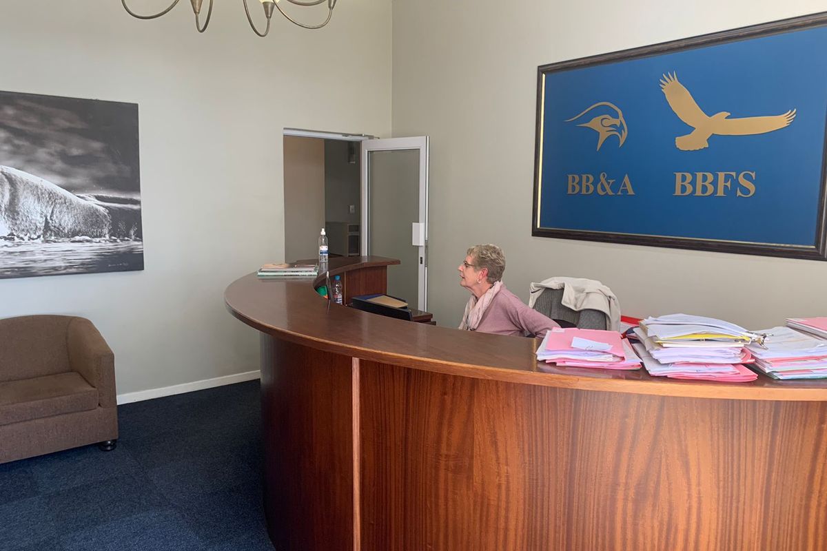 422sqm Office @ Hilltops Office Park to let @ R42 200 plus Vat - Photo 4