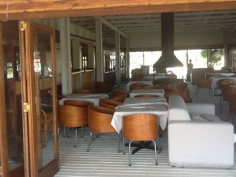 Restaurant and Function Venue to let - Photo 10