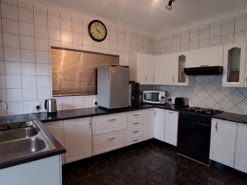 A golden investment chance awaits!- Commercial Property for sale in Selection Park Springs - Photo 9