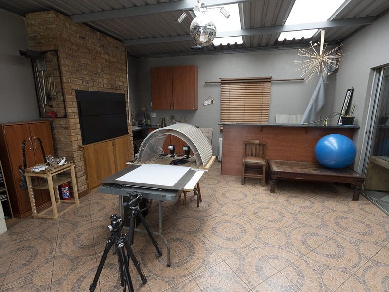 Beautiful smallholding with Workshop - Photo 10