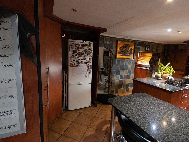 Beautiful smallholding with Workshop - Photo 7