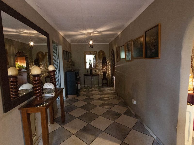 Beautiful smallholding with Workshop - Photo 2