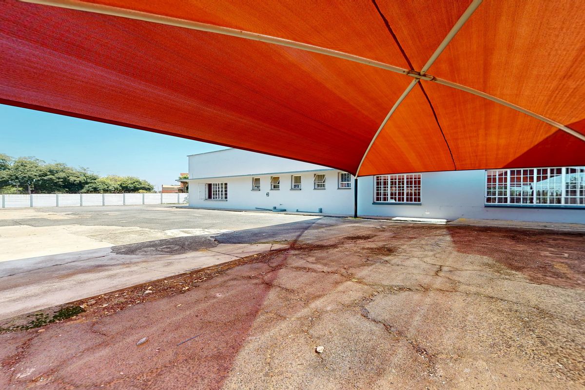 Bidding to start from R1395,000-00!!! Non-Distressed Auction! Prime Commercial Property! - Photo 2