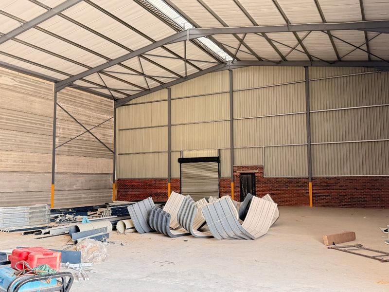 662m2 AAA Warehouse with Large Private Yard For Sale, Centurion | Prime N14 Location - Photo 9