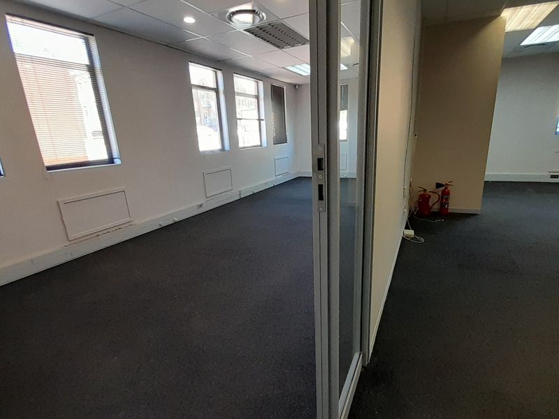 191m Office Presence in a Proven Office Address in Pretoria East - Photo 7