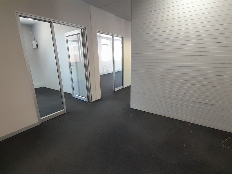 191m Office Presence in a Proven Office Address in Pretoria East - Photo 3