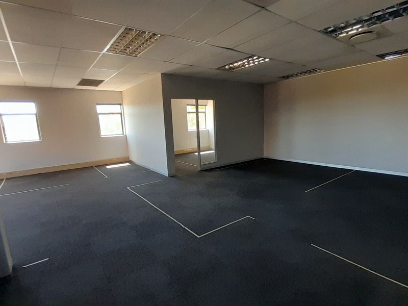 Smart First Floor 140m Office in a Trusted Business Address - Photo 9