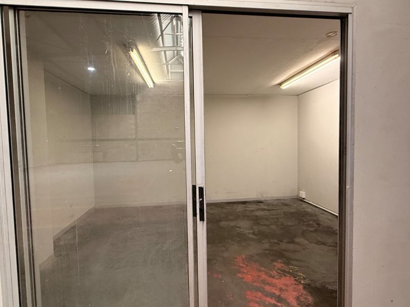 Modern, High-Clearance 519m2 Warehouse in Prime Samrand Logistics Hub - Photo 8