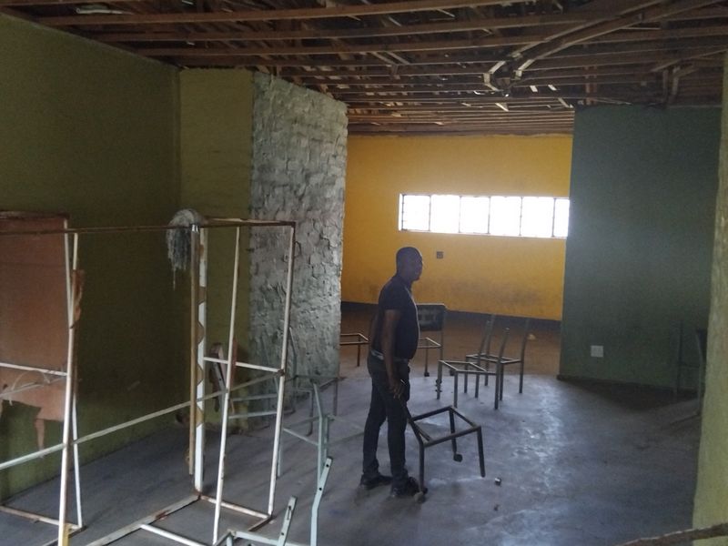 Prime Commercial Property in Promosa – Exceptional Business Opportunity - Photo 9