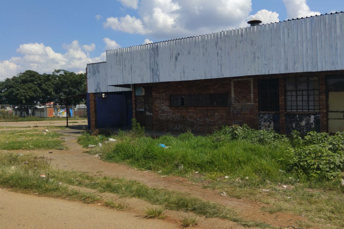 Prime Commercial Property in Promosa – Exceptional Business Opportunity - Photo 5