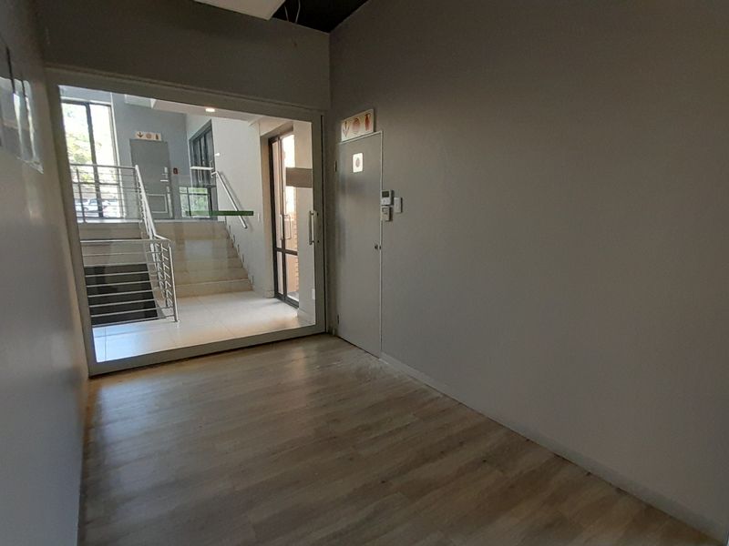 Ground Floor Scale with the Flexibility Modern Teams Need In Pretoria East - Photo 3