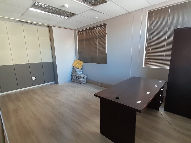 Ground Floor Scale with the Flexibility Modern Teams Need In Pretoria East - Photo 10