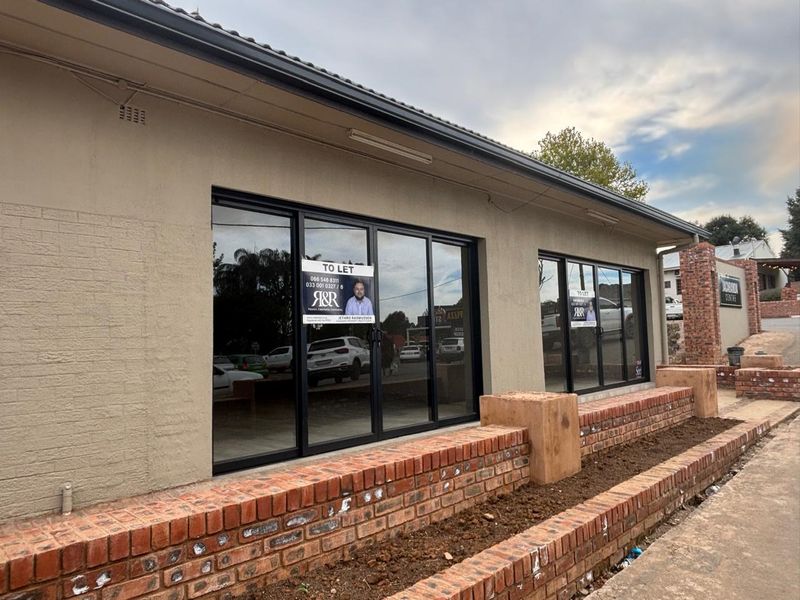 100sqm of Retail Space available to let @ R21000-00 per month plus Vat - Photo 4