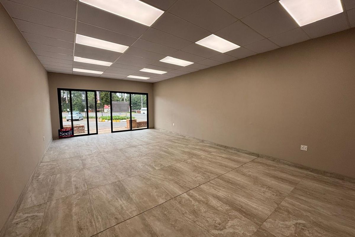 80sqm Retail Shop in Central Hilton to ]rental @ R19000-00 per month plus Vat - Photo 5