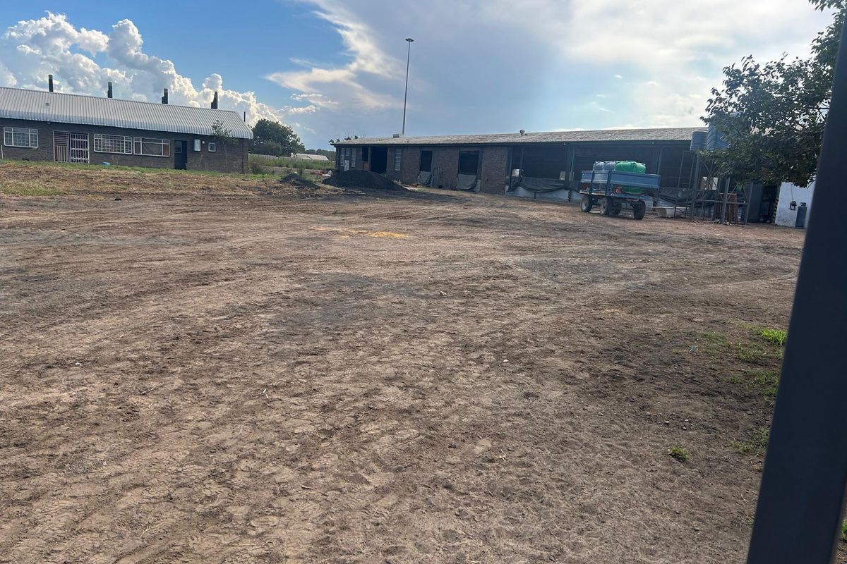 Industrial site in Viljoenskroon - Photo 4