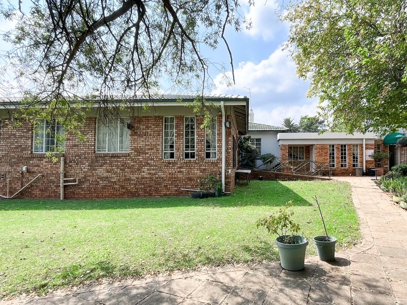 Commercial offices that you can tailor to your needs!! - Photo 10