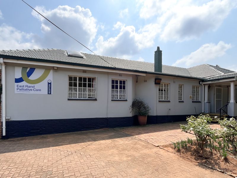 Commercial offices that you can tailor to your needs!! - Photo 4