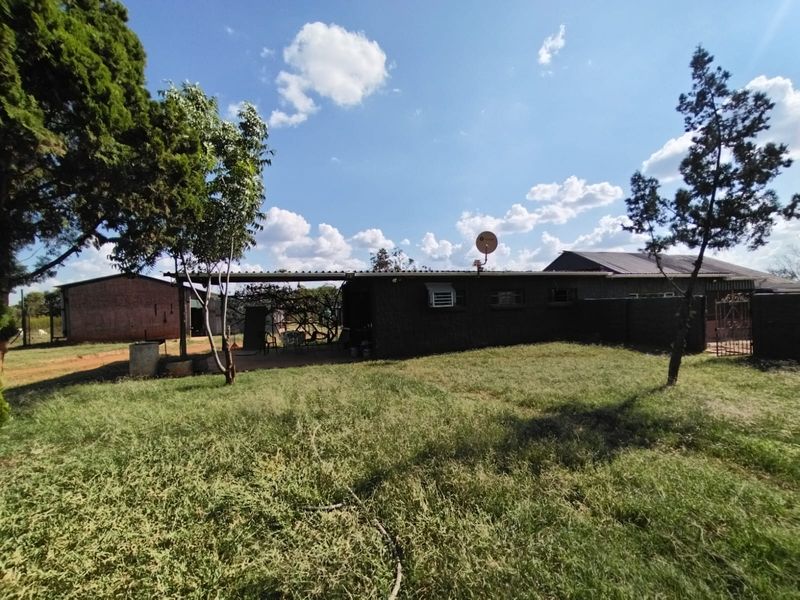 Discover your dream farm in Koster:  Unleash your imagination today! - Photo 8