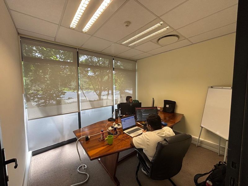 81sqm office to rent at R16940-00 per month plus Vat - Photo 10