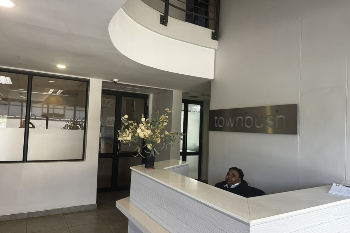 81sqm office to rent at R16940-00 per month plus Vat - Photo 5
