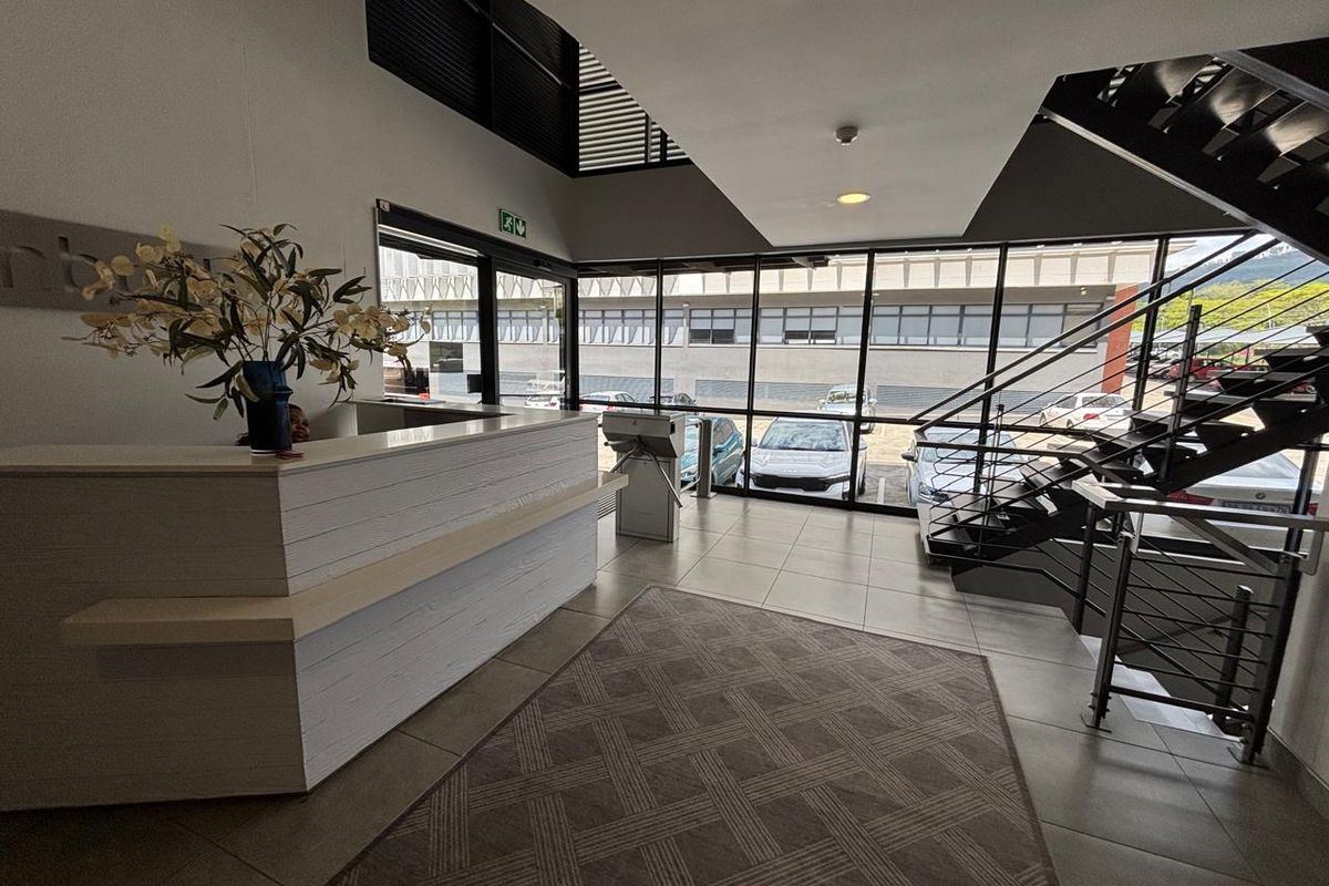 81sqm office to rent at R16940-00 per month plus Vat - Photo 4