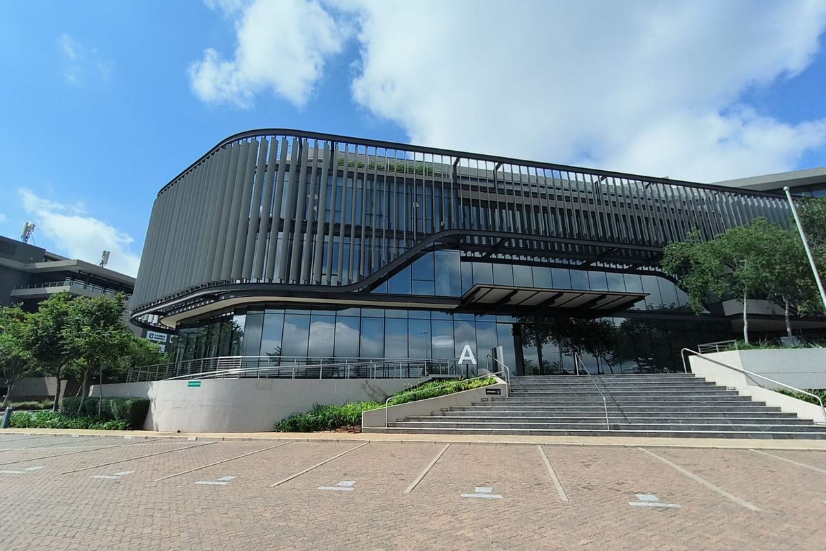 Prime N1-Fronting 1,056m2 Office To Let in Irene Link Precinct – Elevate Your Business Address - Photo 3