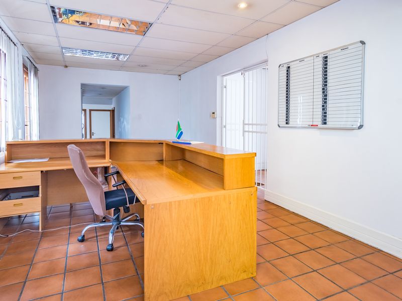 Commercial building in Bromhof - Photo 5