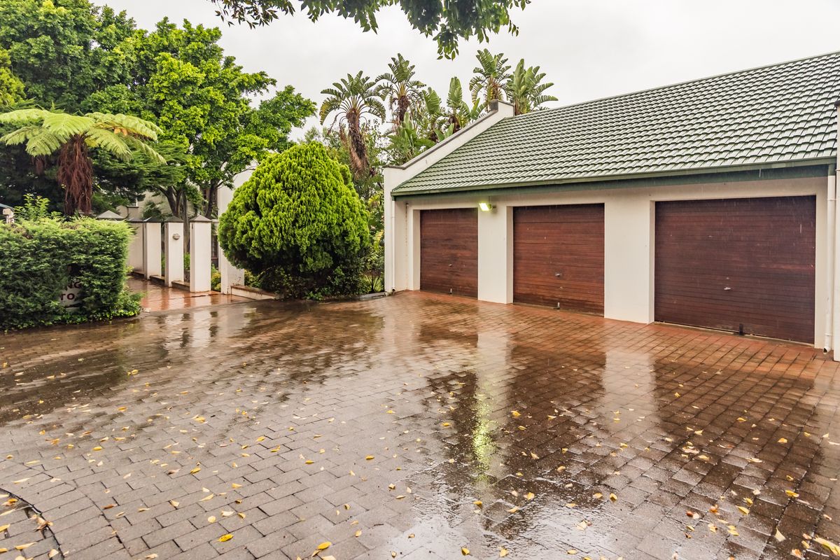 Commercial building in Bromhof - Photo 2