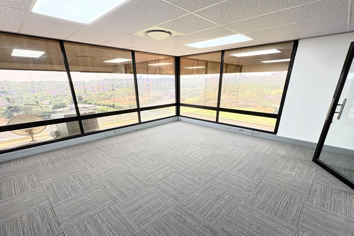 319m2 office space to let in Auckland Park - Photo 5