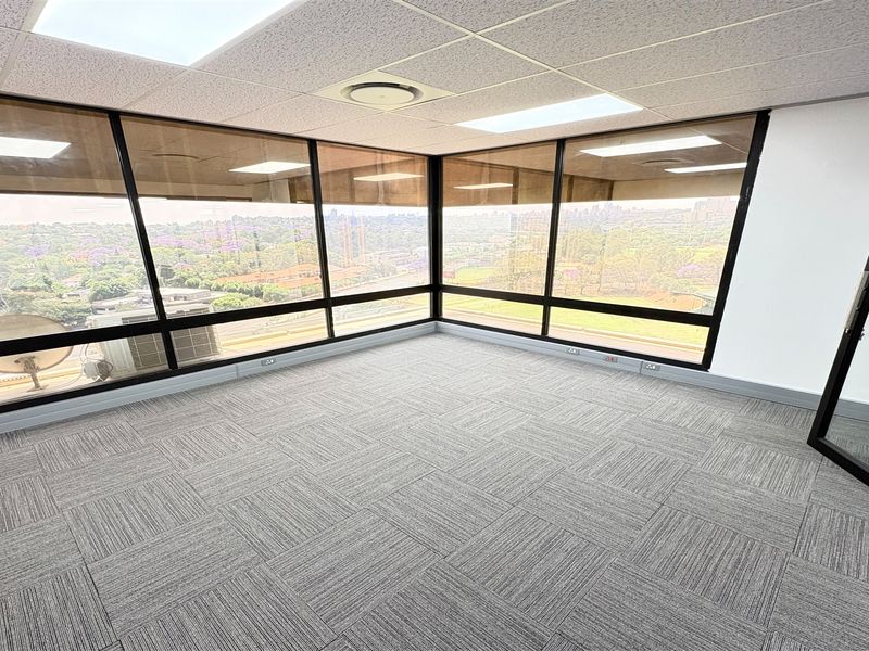 319m2 office space to let in Auckland Park - Photo 5