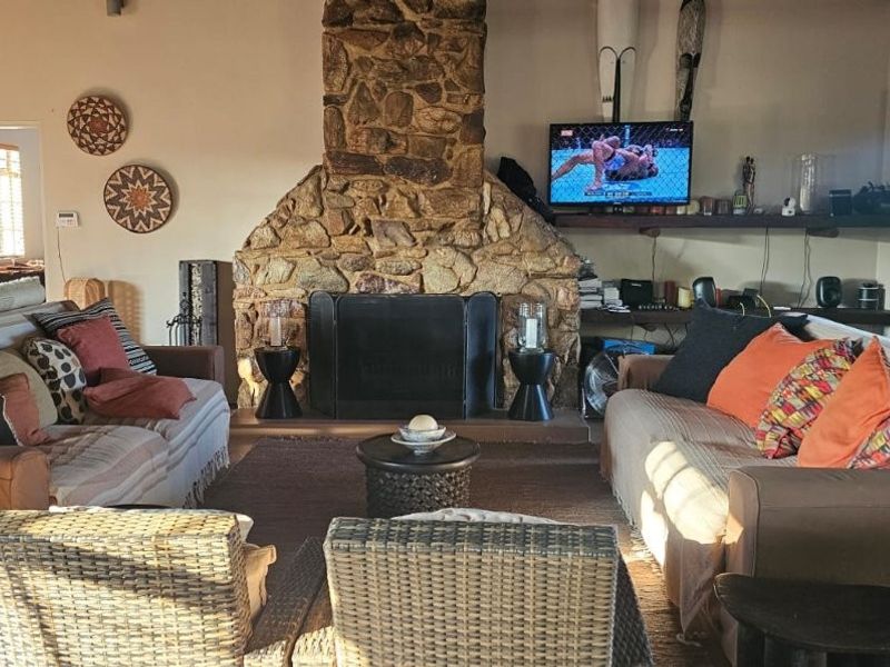 Private Bushveld Escape on the Vaal River - Photo 10