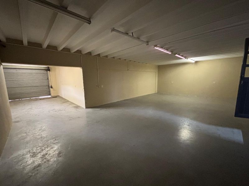 870Sqm Factory for Sale in Pmb CBD at R3500000-00 plus Vat - Photo 6
