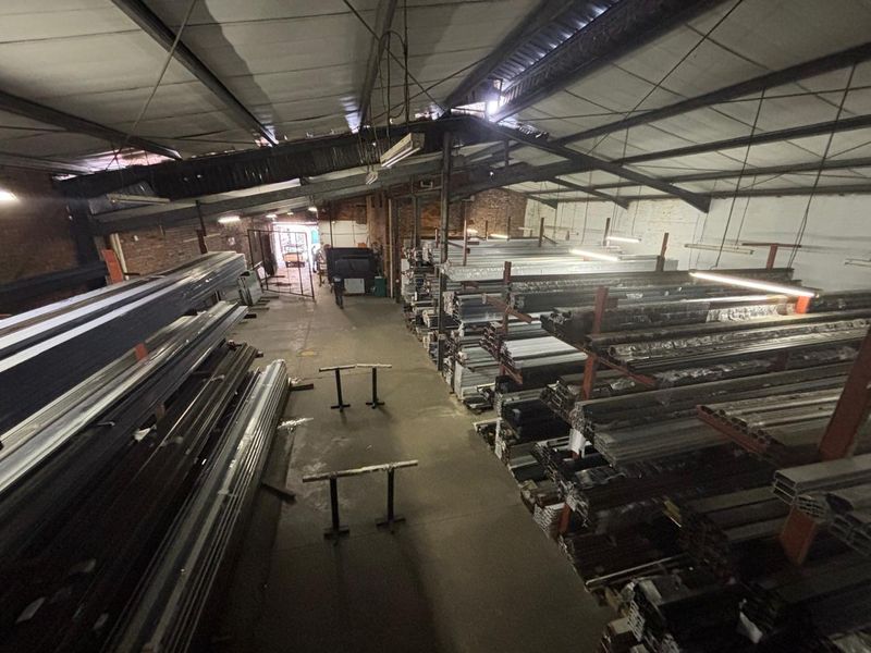 870Sqm Factory for Sale in Pmb CBD at R3500000-00 plus Vat - Photo 7
