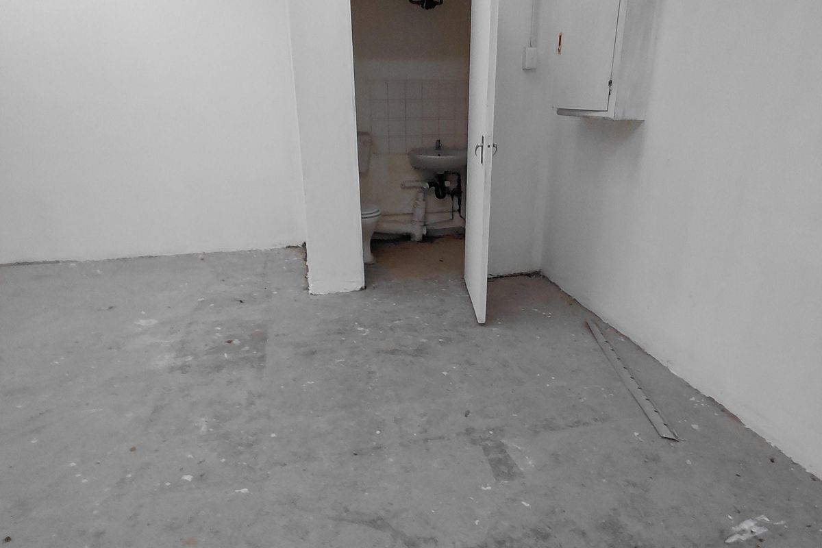 Retail Shop To Rent At Sammy Marks Pretoria Central - Photo 4