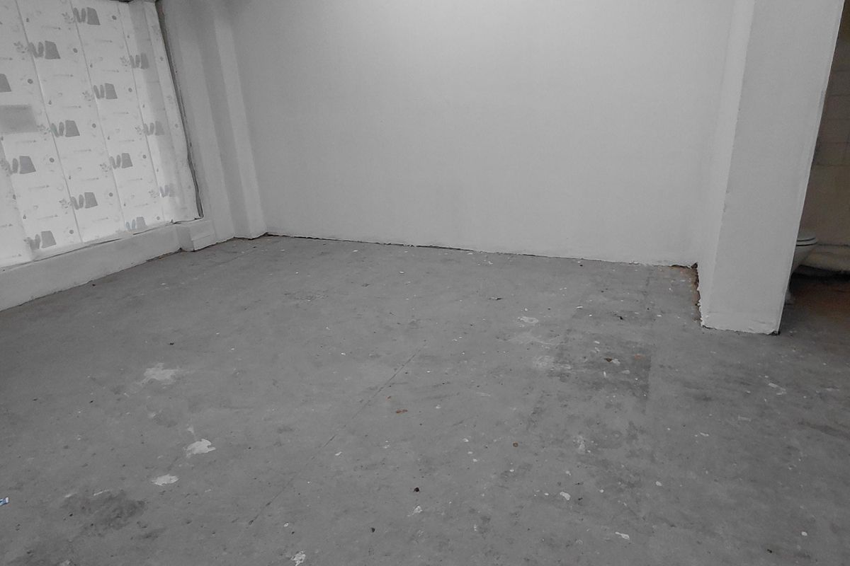 Retail Shop To Rent At Sammy Marks Pretoria Central - Photo 5