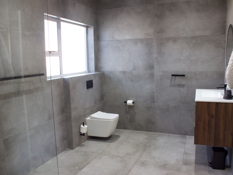 Commercial Property in Monument Road Nimrod Park - Photo 9