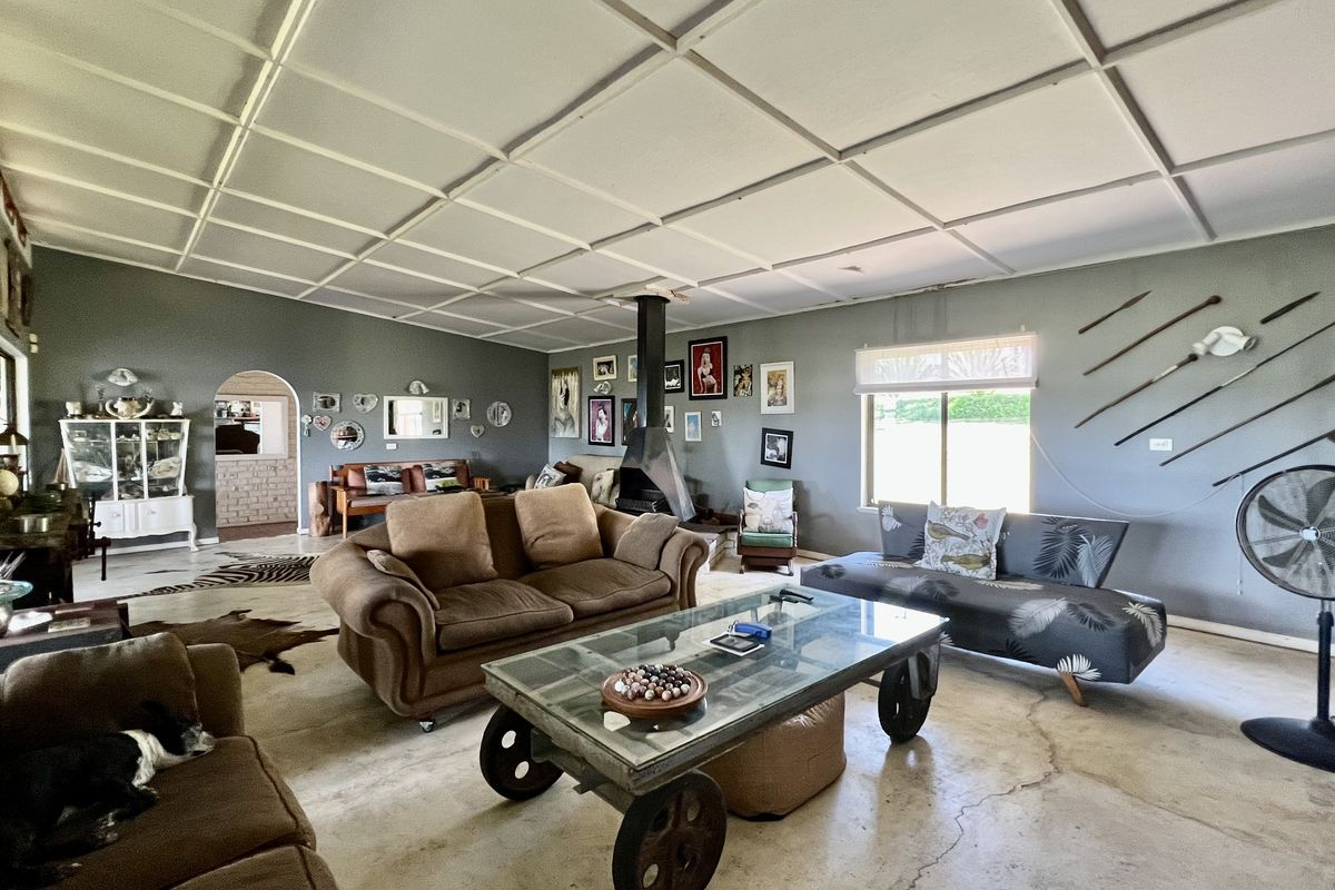 Productive 59-Hectare Macadamia Farm with River Frontage and Extensive Infrastructure - Photo 5