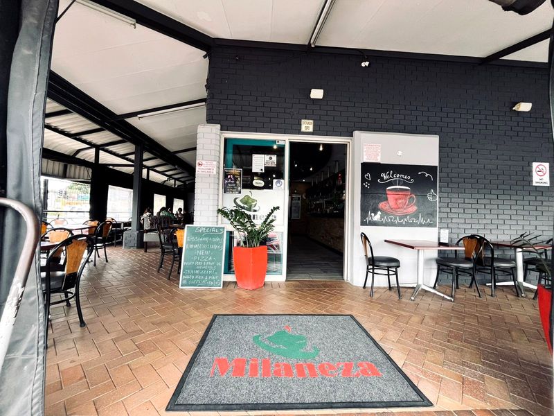 Iconic Rustenburg Restaurant for Sale – Prime Location, Proven Success - Photo 4