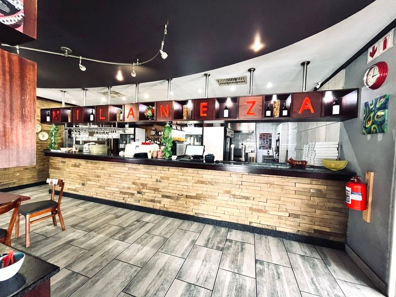 Iconic Rustenburg Restaurant for Sale – Prime Location, Proven Success - Photo 2