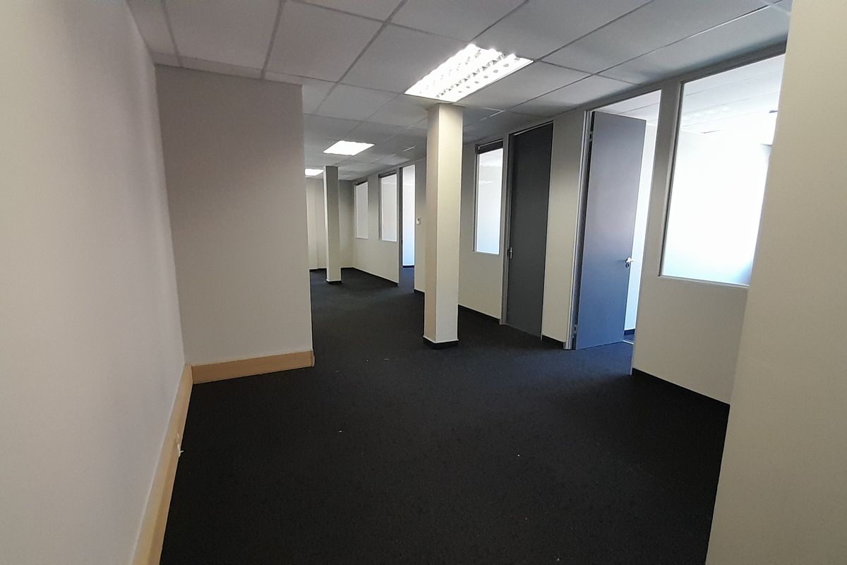 A Ground Floor Office That Works the Moment You Walk In - Photo 2